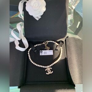 Chanel Classic REV Choker Pearl Crystal CC Logo Necklace 2024 New/ receipt!